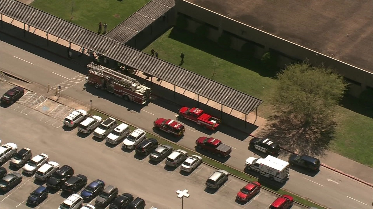 pepper-spray-prompts-evacuation-at-quail-valley-middle-school